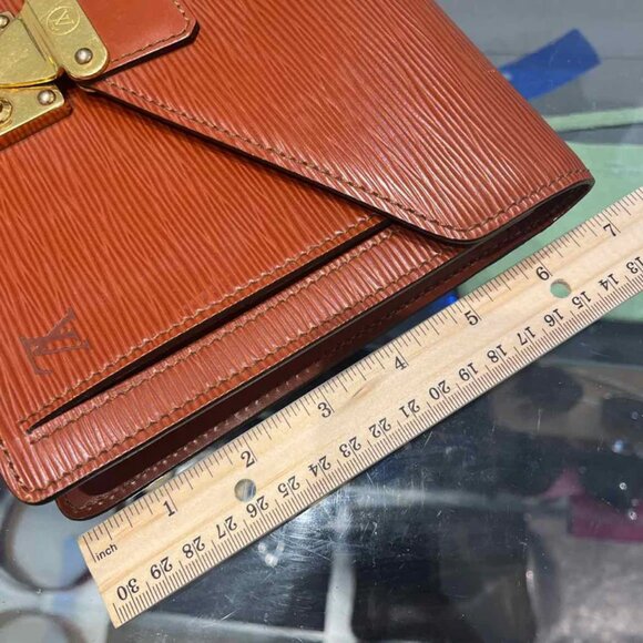 EPI LV DRAGONE POCHETTE SELLIER - Picture 7 of 7